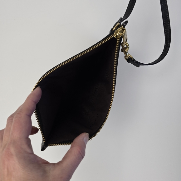 Coach Zip Pouch In Signature Canvas - Picture 10 of 14